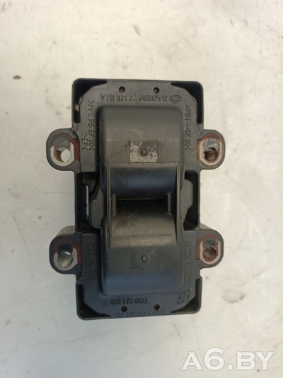 7700274008 Заслонка дроссельная Renault Logan 1 2008