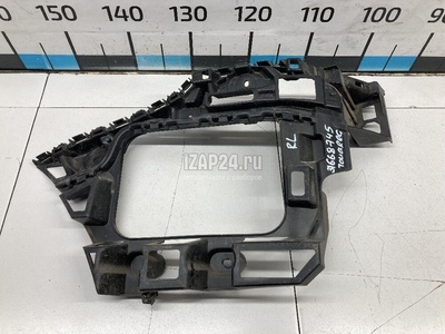 7P6807375C Направляющая заднего бампера левая VAG Touareg (2010 - 2018)