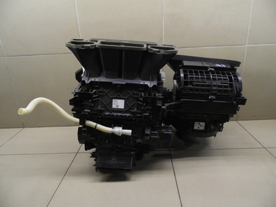 870500KD90 Корпус отопителя TOYOTA Fortuner 2015>