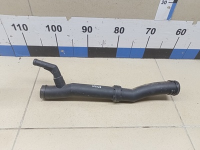 03C121065F Трубка системы охлаждения VW Tiguan 2007-2011