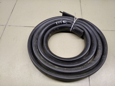 769246051R Уплотнитель двери RENAULT Duster 2012>