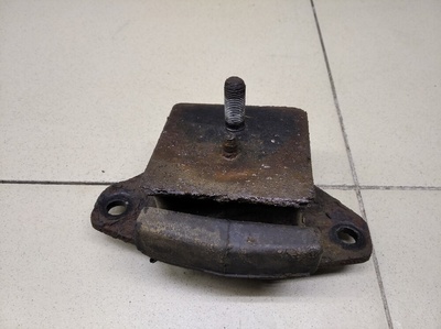 1236117070 Опора двигателя TOYOTA Land Cruiser (100) 1998-2007