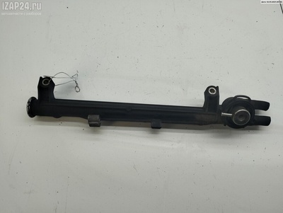 037133317N Рампа (рейка) топливная Volkswagen Passat B4 1996