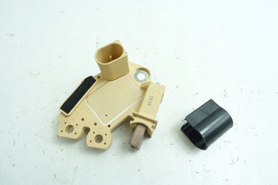 5DR009728251 Regulator napięcia Hella 5DR 009 728 - 251