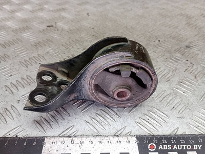 BC1D39040 Подушка крепления двигателя Mazda 323C BA 1995