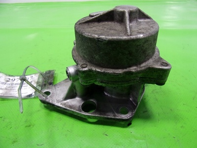 01 citroen berlingo i 1.9d насос vacum 72264600