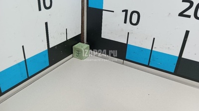4H0951253 Реле VAG Q3 (8U) (2012 - 2018)