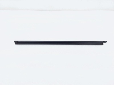 83231J7000 Уплотнитель стекла двери Kia Ceed CD 2022