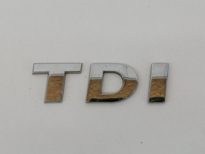 7P6853675 эмблема Volkswagen Touareg 2 NF