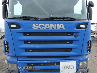 MASKA GÓRNA GRILL ATRAPA CHŁODNICY POLICZKI POLIKI PRZÓD SCANIA R Капот верхняя решетка радиатора радиатора policzki poliki передняя scania r 2004-