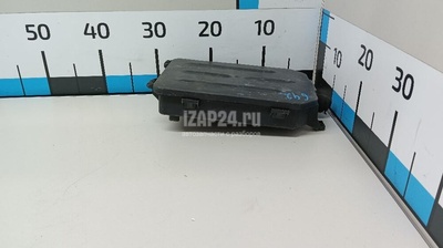 8E0927355 Корпус блока предохранителей VAG Golf V (2003 - 2009)