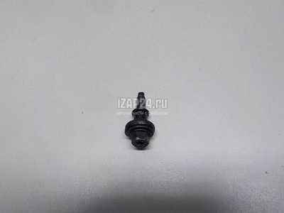 06J103831 Болт VAG Passat [B8] 2015