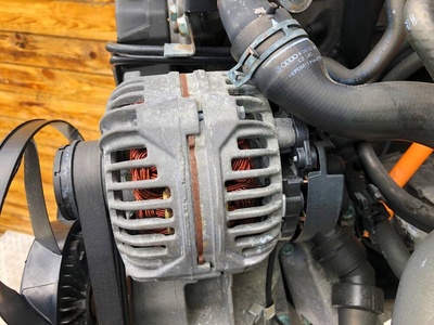 028903029B Генератор Audi A4 B5 2001
