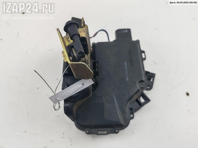 4B0839015B Замок двери задней левой Audi A6 C5 (1997-2005) 1997