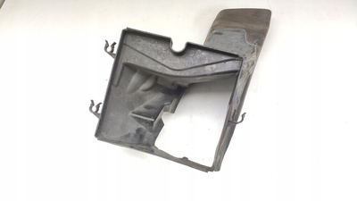 8E0117335QA4 руль впуск воздушный левая 8e0117335q audi a4 b7 3.0 tdi