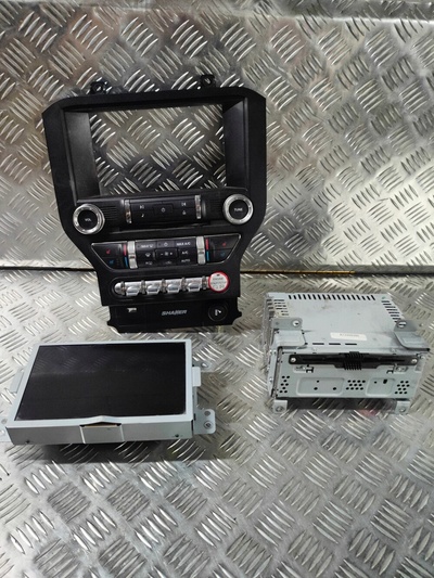 FR3T18E243BGxx Форд мустанг vi радио навигация панель sync 3