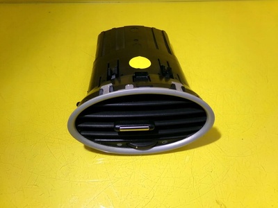 4M51A014L21AD решётка вентилятора форд focus 2006 4m51 - a014l21 - ad nr473