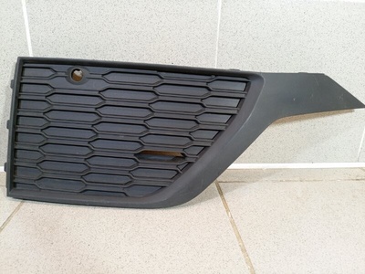 4M0890681B Решетка в бампер левая Audi Q7 4M