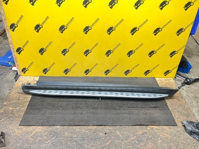 A1666900075 Подножка Mercedes Benz GLS X166 2018 , A1666900010