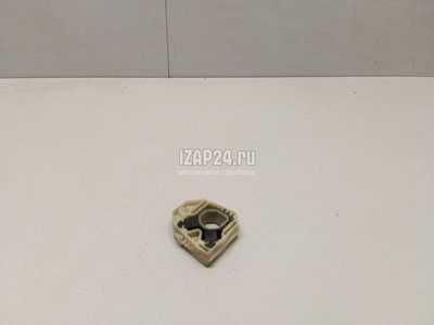 1K0121367P Кронштейн радиатора VAG Caddy IV (2016 - 2020)