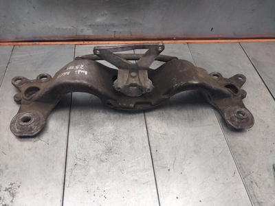8E0399263S Кронштейн КПП Audi A4 B7 2004 , 8E0399115J