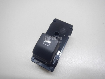 93576M6070 Кнопка стеклоподъемника Hyundai-Kia Cerato 2018