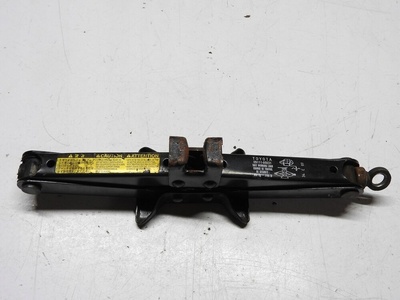 Toyota auris i 06 - 09 5d домкрат стеклоподъемник 09111 - 05031