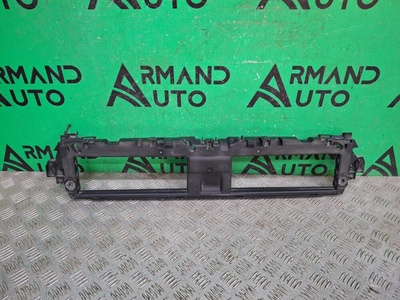 8W0807771 кронштейн радиатора верхний Audi A4 5 B9 2015-нв , 8