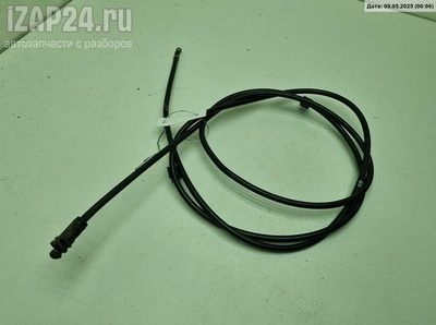 1j0823531c Трос капота Volkswagen Golf-4 2000