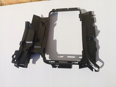 A1666800804 gle w166 крышка корпус akumulatora