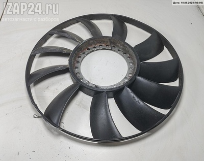 058121301 Крыльчатка вентилятора Audi A4 B5 (1994-2001) 1999