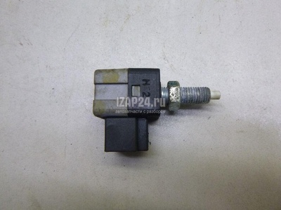 8571008010 Датчик включения стопсигнала Ssang Yong Musso (1993 - 2006)