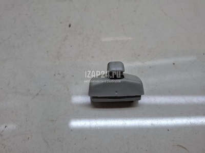3B0857561B Кронштейн солнцезащитного козырька VAG New Beetle (1998 - 2010)