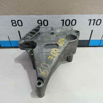 06F199207Q Кронштейн опоры двигателя VAG A3 [8PA] Sportback (2004 - 2013)
