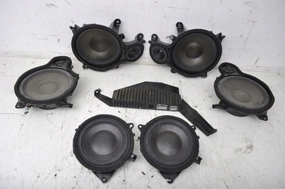 3533908 Volvo s60 i динамики комплект желтая наклейка