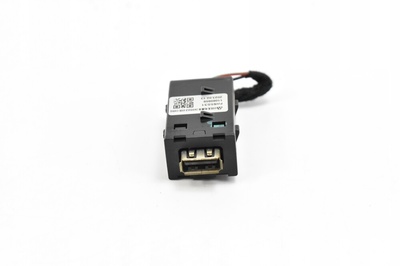 11060959 GNIAZDO PORT USB MG ZS SUV 2023