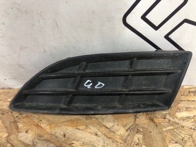 5J0807367 Решетка бампера Skoda Fabia 2