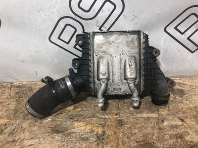 GJ329L440AB Интеркулер Land Rover Range Rover Evoque 1