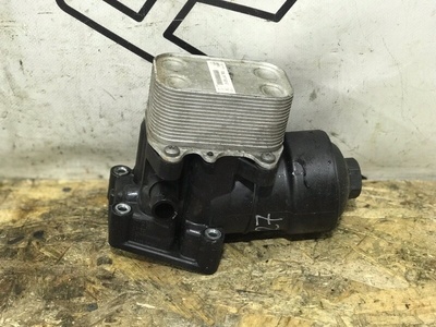 03L117021C Радиатор масляный Audi A4 B8