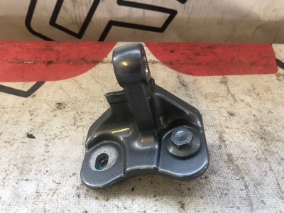 A046572 Петля двери Mercedes-Benz A-Class W176