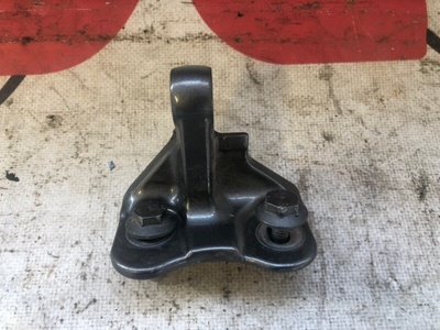 A046572 Петля двери Mercedes-Benz A-Class W176