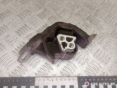 90575225 Подушка крепления двигателя Opel Corsa B 1996