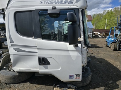 1476535 Дверь правая Scania 4-series P