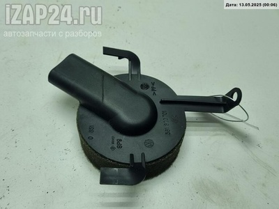 3b1820701 Кронштейн крепления Volkswagen Passat B5+ (GP) 2002