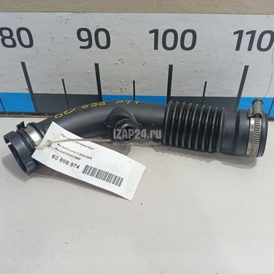 8200218988 Патрубок интеркулера Renault Megane II (2003 - 2009)