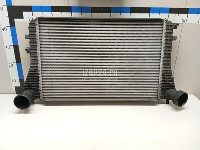 1K0145803A Интеркулер VAG Caddy III (2004 - 2015)