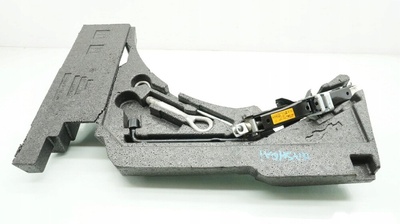 99550EY20A nissan qashqai j10 рестайлинг пенополистирол багажника домкрат ухо