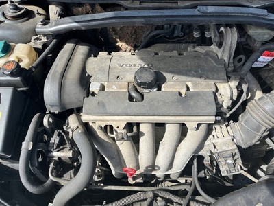 BENZYNAS60 двигатель 2.4 бензин volvo s60 v70 ii xc70 s80 в сборе b5244s2