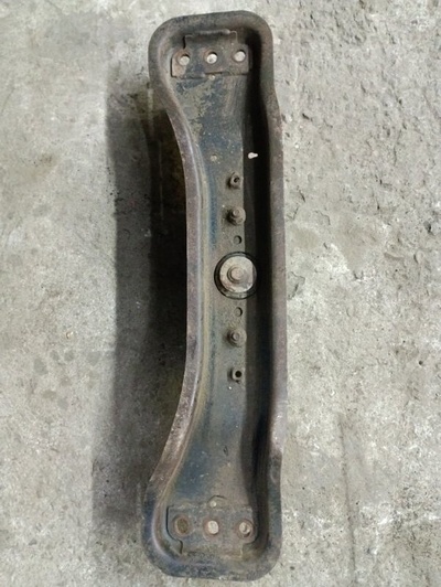 MR995060 Балка под КПП Mitsubishi L200 (2006-2015) Пикап 2008
