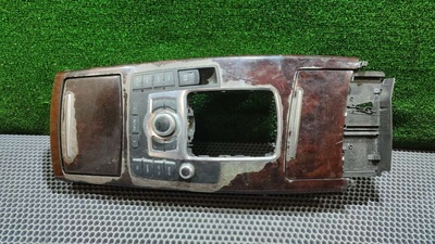 4F1857951A Консоль салона (кулисная часть) Audi A6 C6 (S6,RS6) 2005 4F1 857 951 A, 4F1 864 261 B, 4F1 862 533 A